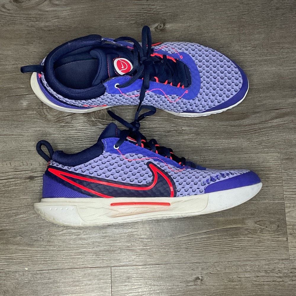 Nike Men’s Tennis Purple and Red Sneakers Size 9.5